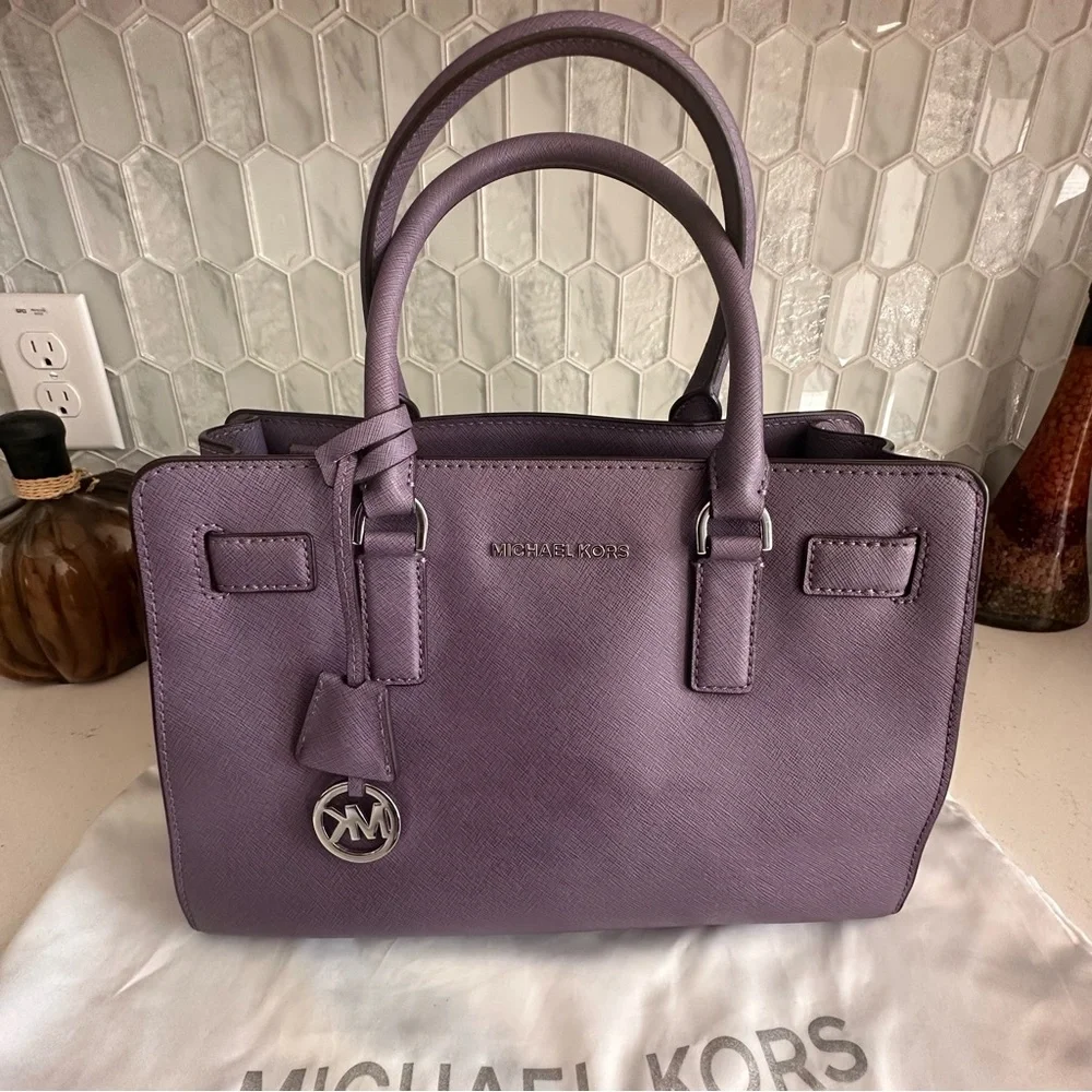 Michael Kors Lavender Saffiano Leather Satchel Bag With Detachable Strap & Dust - Picture 9 of 16
